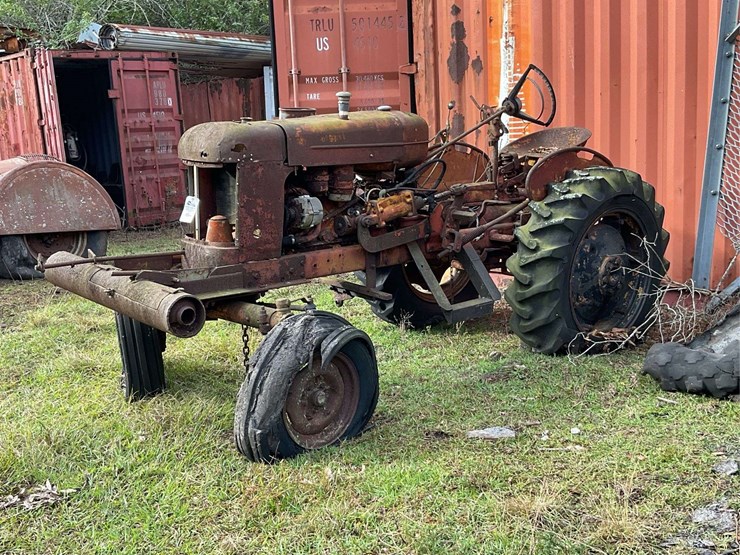 avery-parts-tractor-image-1