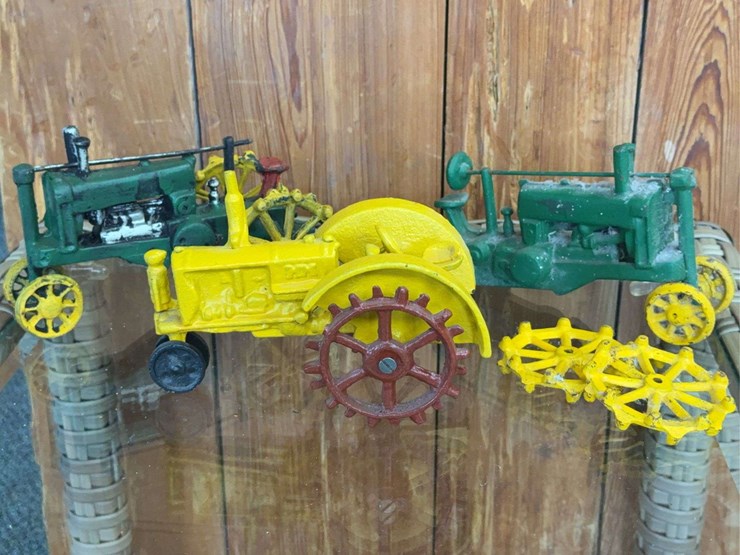 john-deere-16-image-1