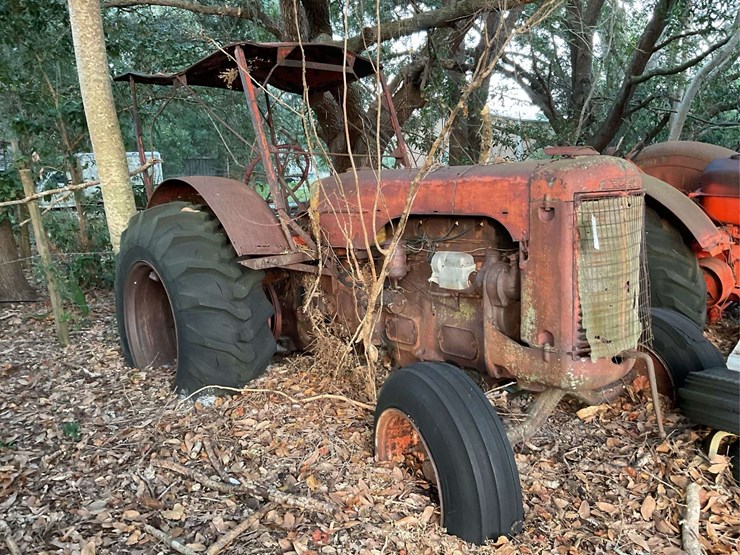 case-parts-tractor-image-2