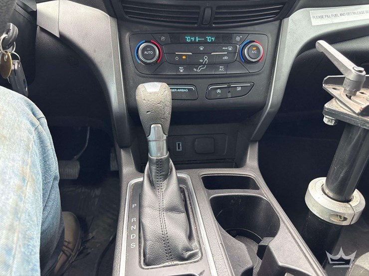 2017-ford-escape-image-16