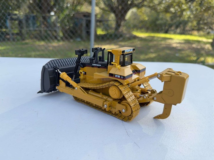 caterpillar-d11r-image-5