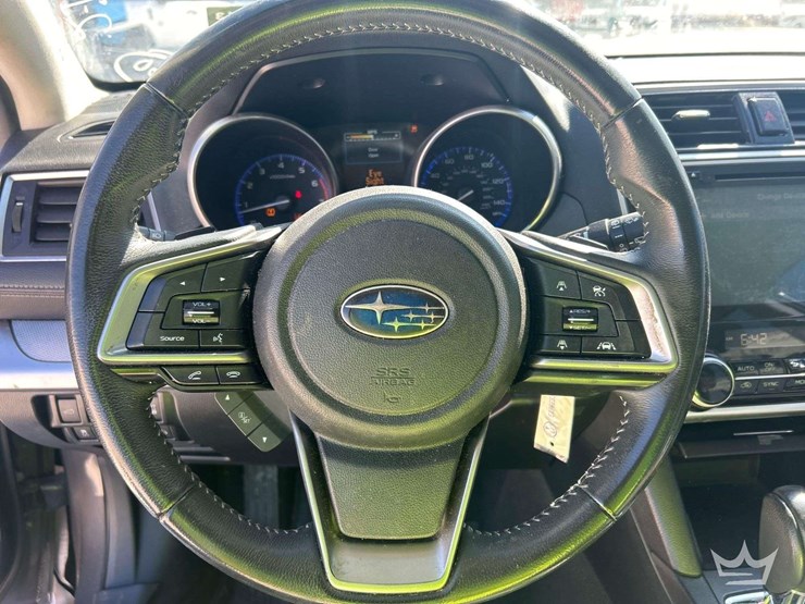 2018-subaru-outback-awd-suv-image-13