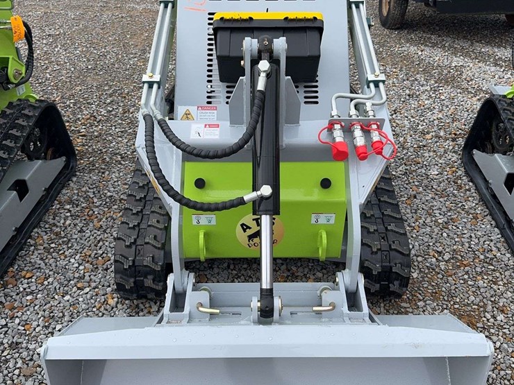 unused-mini-skid-steer-loader-image-8