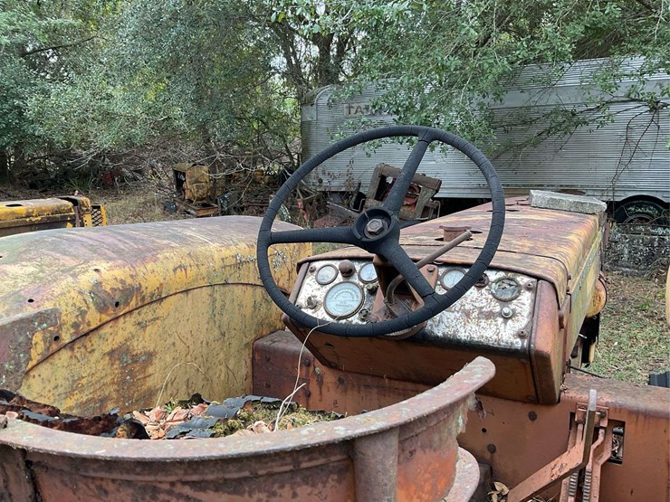 minneapolis-moline-g707-image-17