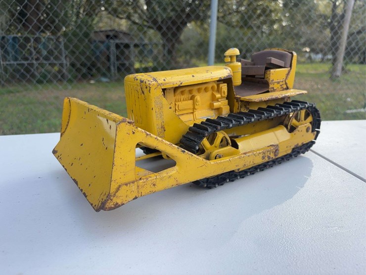 caterpillar-d6-image-16