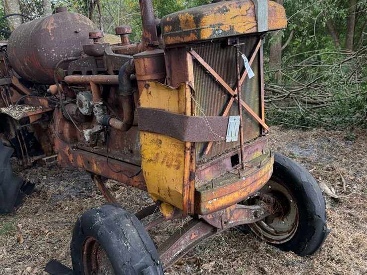 minneapolis-moline-g706-image-4