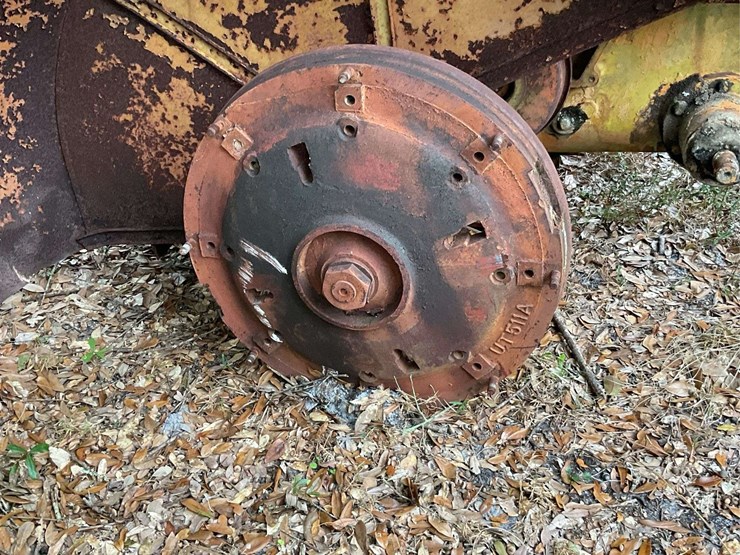 minneapolis-moline-parts-tractor-image-12