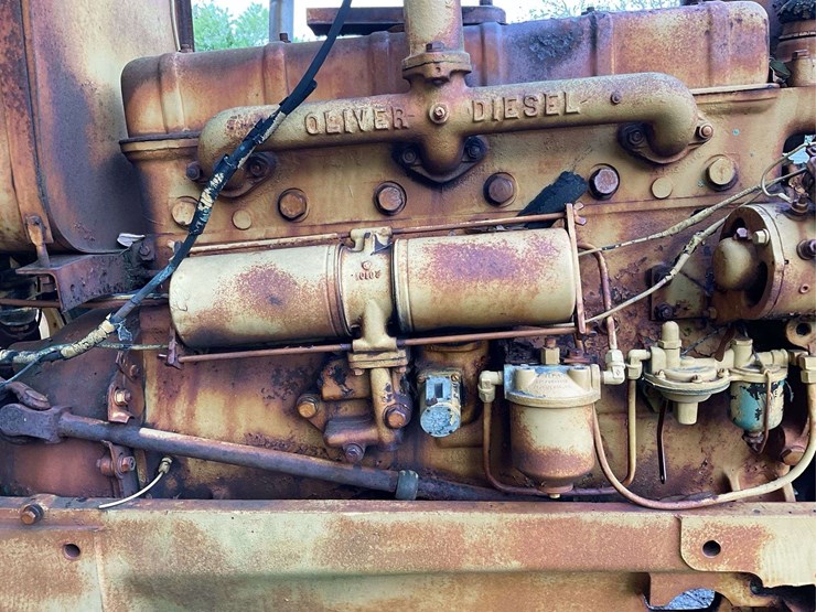 oliver-industrial-tractor-image-22