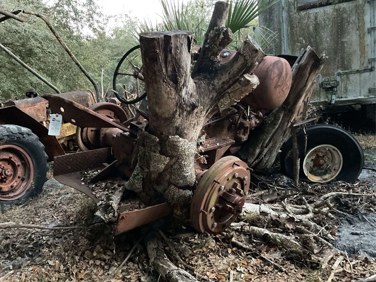 minneapolis-moline-orchard-parts-tractor-image-6
