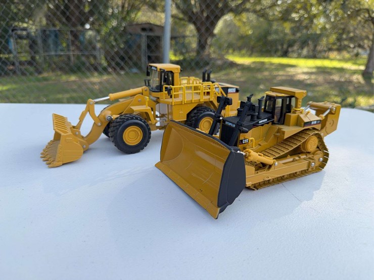 caterpillar-d11r-image-1