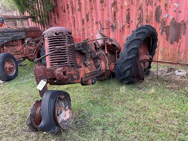 case-parts-tractor-image-1