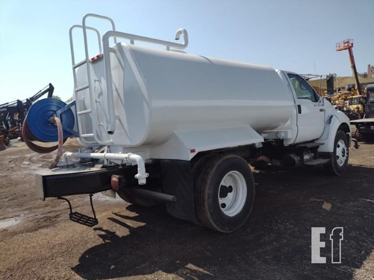 2008-ford-f750-xl-image-37