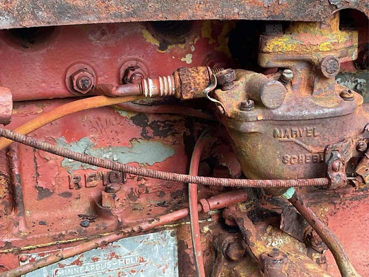 minneapolis-moline-parts-tractor-image-18