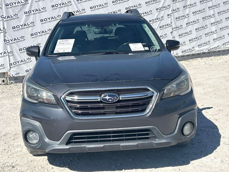 2018-subaru-outback-awd-suv-image-24