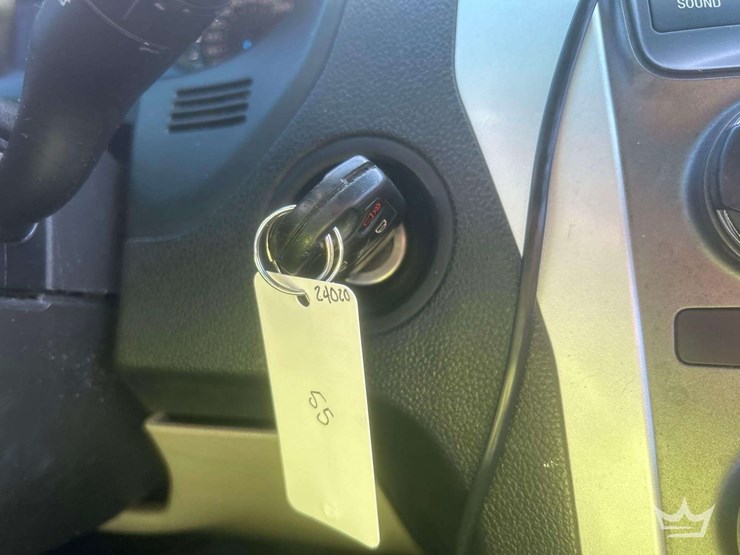 2015-ford-explorer-image-23