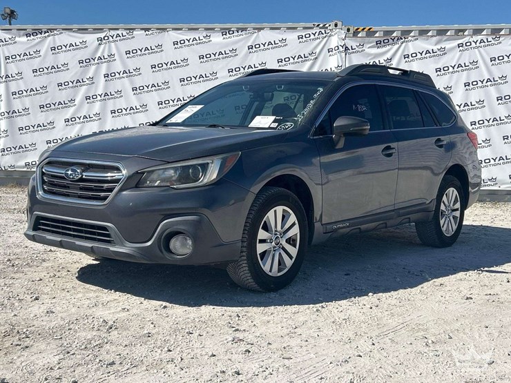 2018-subaru-outback-awd-suv-image-1