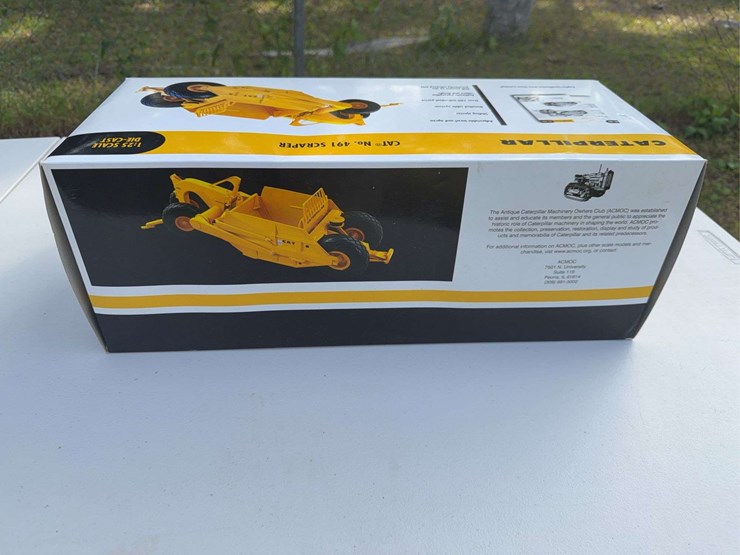 caterpillar-25-image-3