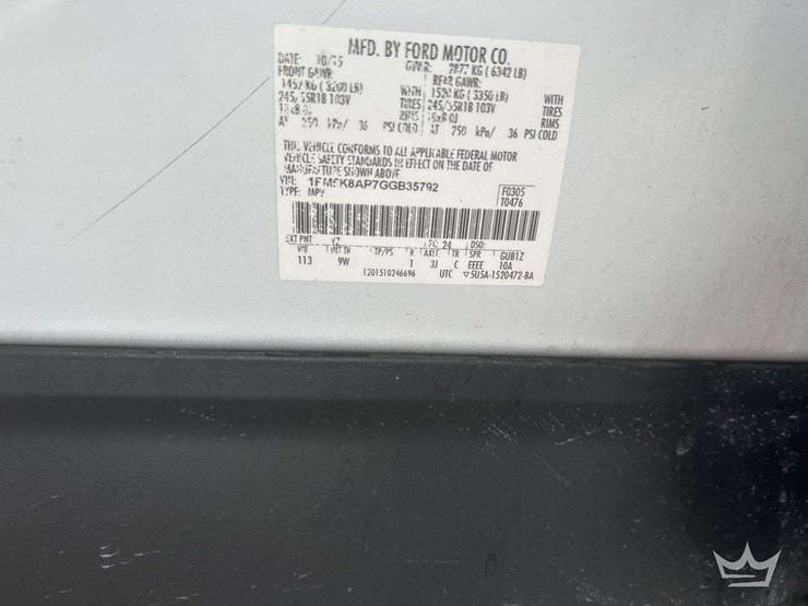 2016-ford-explorer-image-5