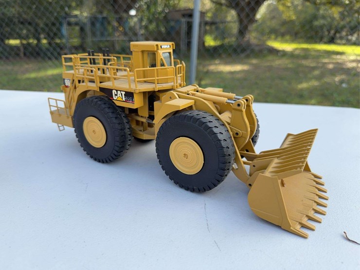 caterpillar-994-image-7