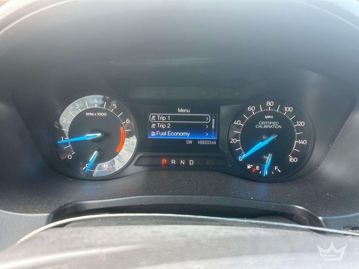 2016-ford-explorer-image-17