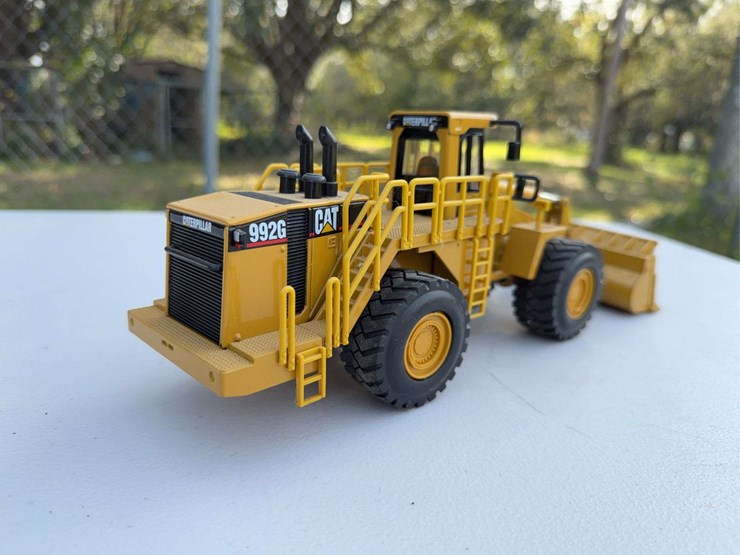 caterpillar-d11r-image-19