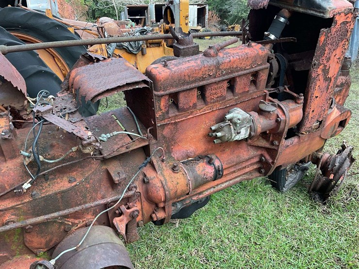 case-parts-tractor-image-11