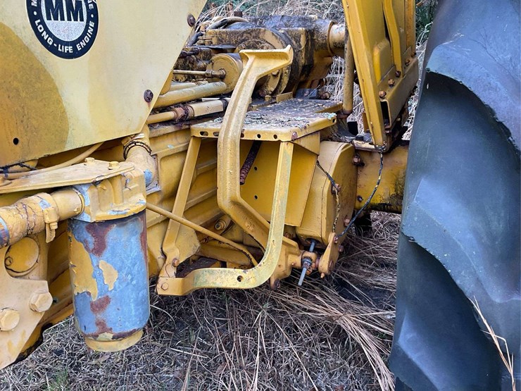 minneapolis-moline-g900-image-26