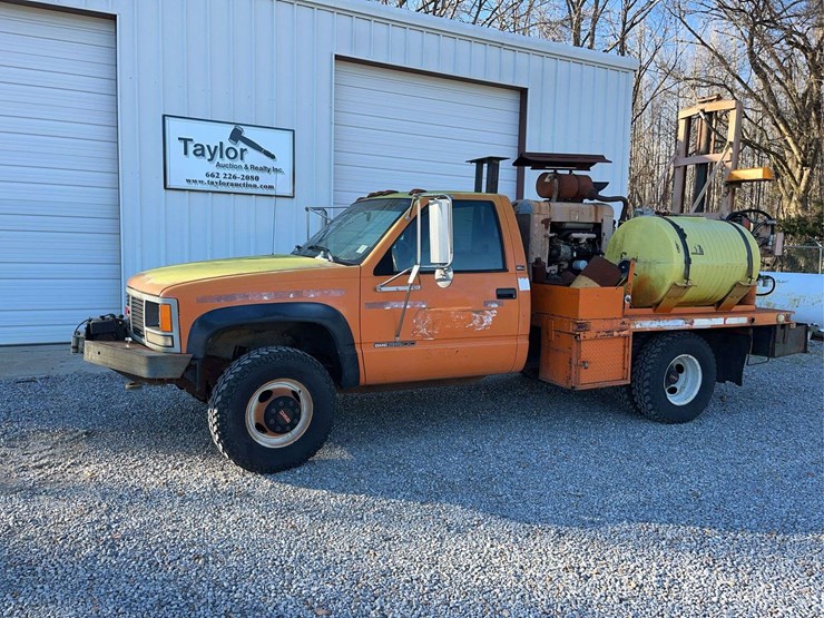 1993-gmc-3500-image-2