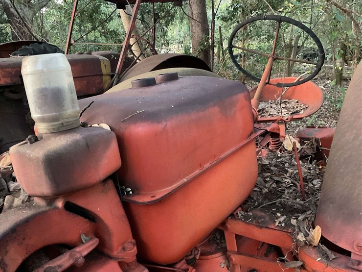 j-i-case-la-image-25