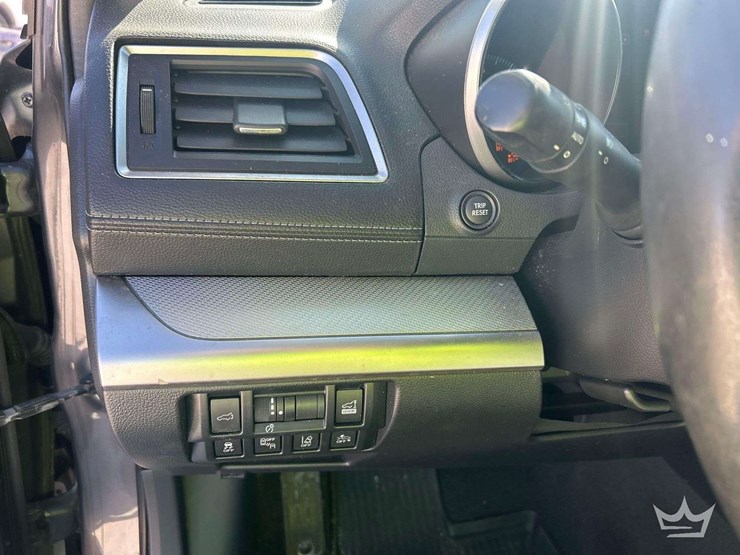 2018-subaru-outback-awd-suv-image-12