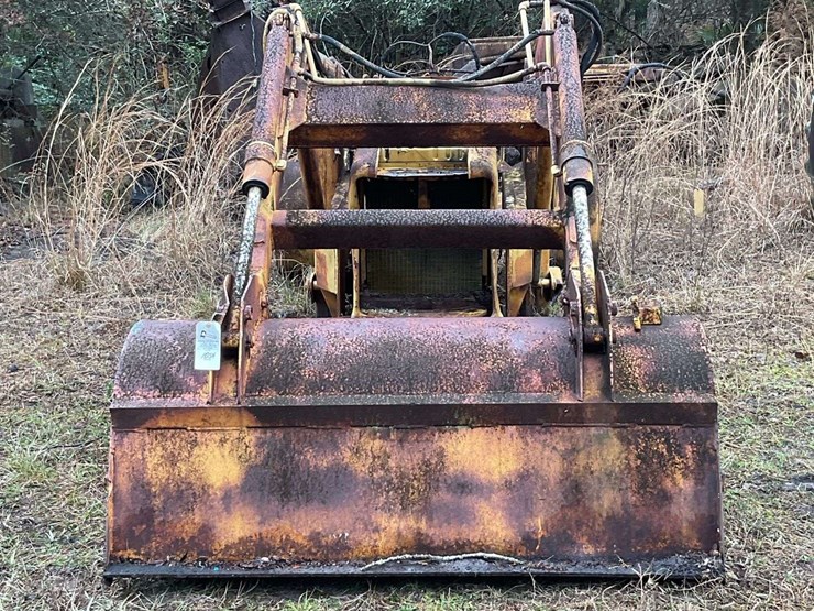 minneapolis-moline-parts-tractor-image-3