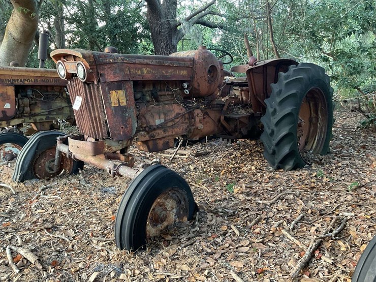 minneapolis-moline-m5-image-1