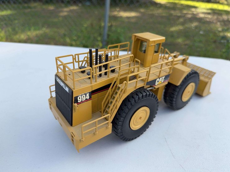 caterpillar-994-image-6