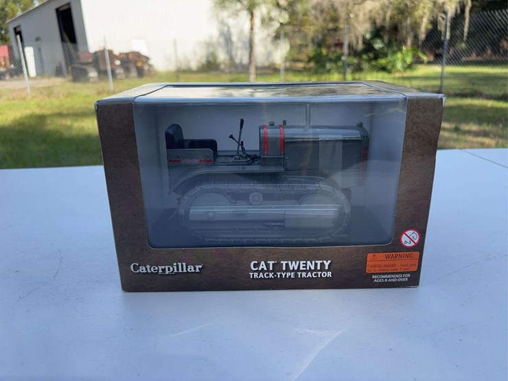 caterpillar-16-image-1