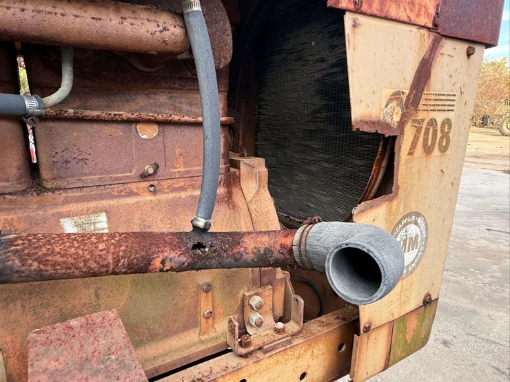 minneapolis-moline-g708-image-32