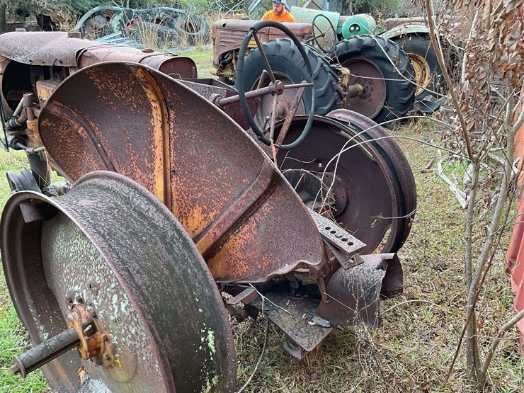 minneapolis-moline-ztu-image-4