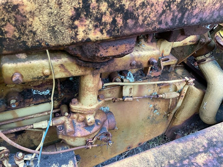 minneapolis-moline-parts-tractor-image-16