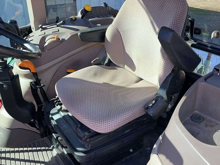 2015-john-deere-5100m-image-6