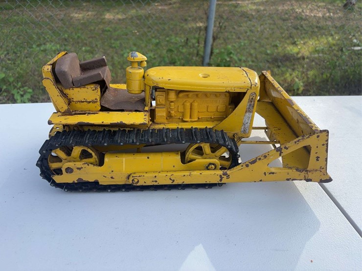 caterpillar-d6-image-24