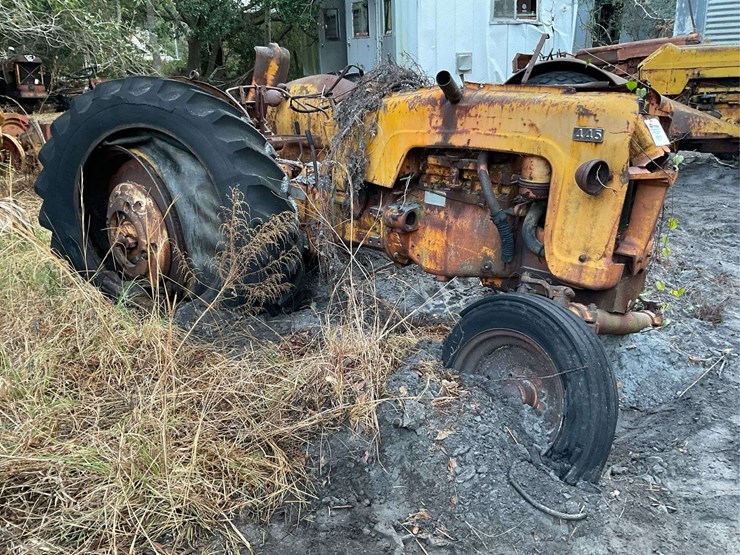 minneapolis-moline-445-image-2