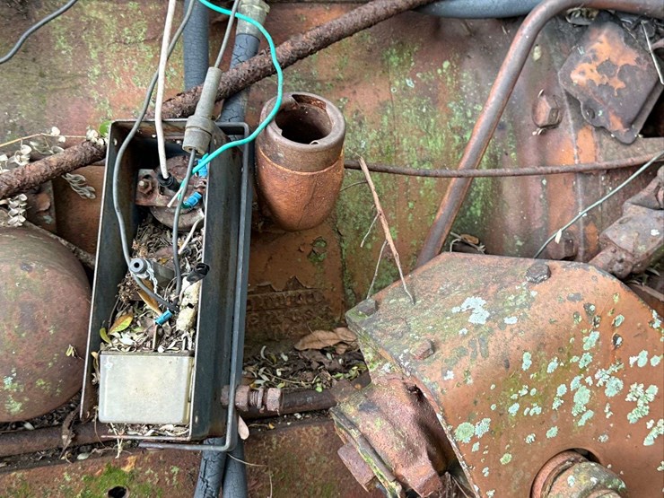 minneapolis-moline-g706-image-31