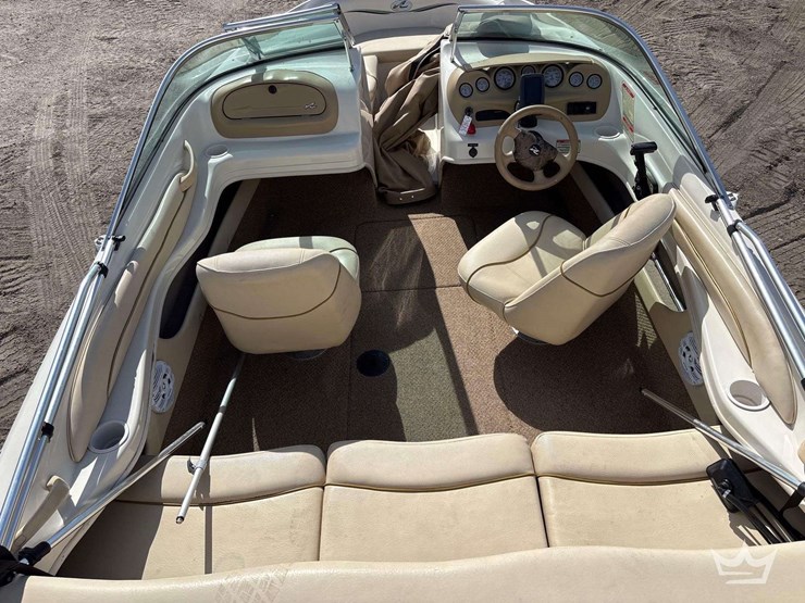 2001-ser-boat-&amp;-trailer-image-4