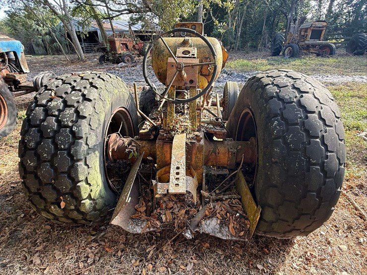 minneapolis-moline-orchard-lp-parts-tractor-image-14