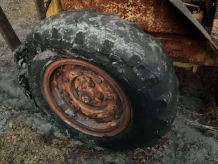 minneapolis-moline-forklift-image-13