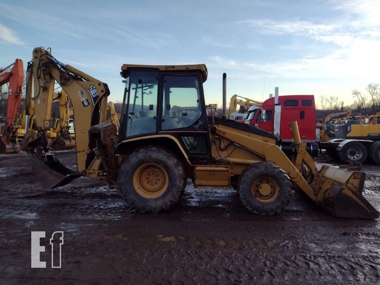 2005-caterpillar-420d-image-3