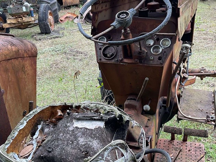 minneapolis-moline-m5-image-19