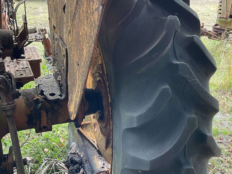 minneapolis-moline-m5-image-22