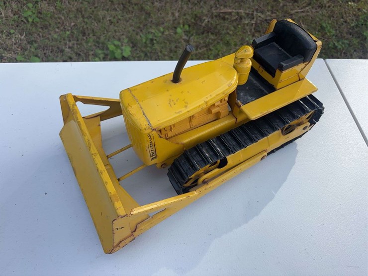 caterpillar-d6-image-3