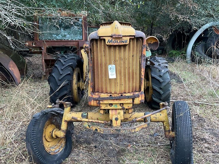 minneapolis-moline-big-mo-400m-army-tractor-image-4