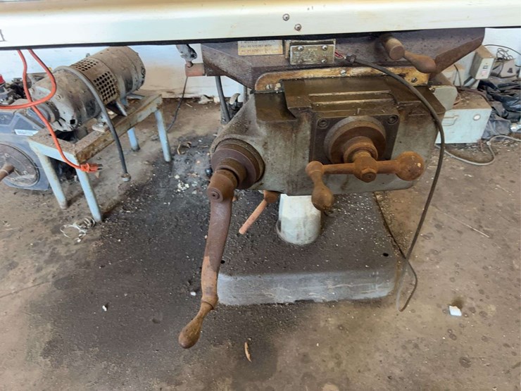 bridgeport-mill-image-19